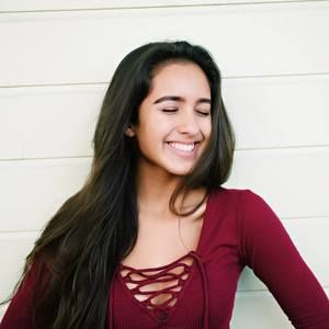 Meet your Posher, Megan